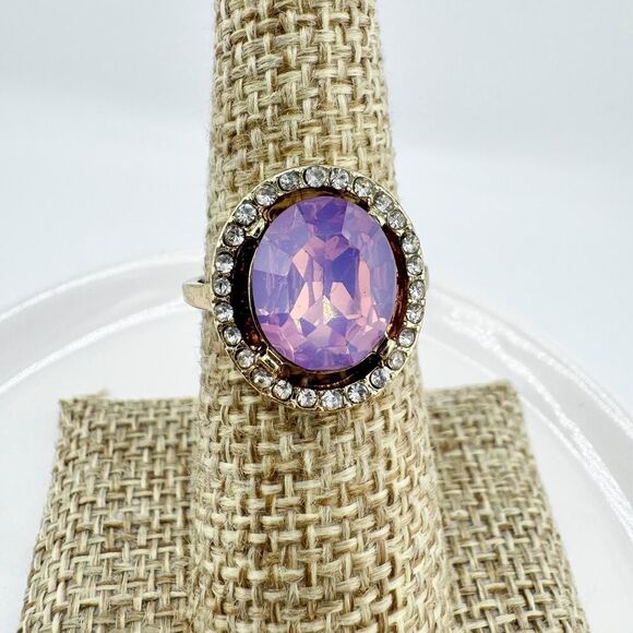 Vintage Amethyst Rhinestone Oval Ring Glamorous Versatile Statement MCM - Picture 3 of 6